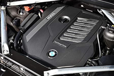 BMW X7 40i, Motorraum