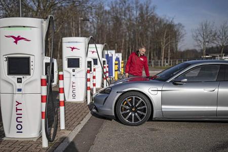 Porsche Taycan Turbo S, Exterieur