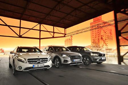 Audi Q3 35 TFSI Advanced, Mercedes GLA 200 Style, Volvo XC40 T3 Momentum, Exterieur