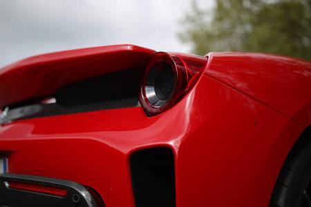 Ferrari 488 Pista, Exterieur