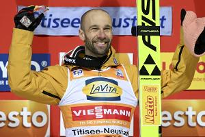 DSV-Adler in Gelb zur Tournee: Keiner kam durch