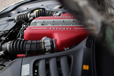 Ferrari GTC4 Lusso, Motorraum