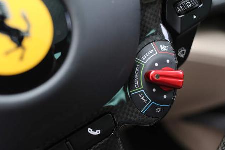 Ferrari GTC4 Lusso, Interieur