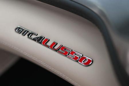 Ferrari GTC4 Lusso, Interieur
