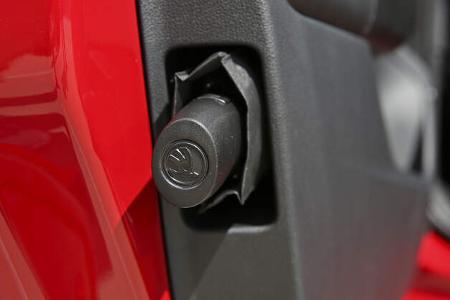 Skoda Kamiq, Regenschirm