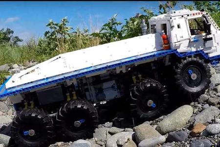 8/2019, Lego Technic Tatra 813 Truck