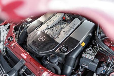 Mercedes CLK DTM AMG, Motor