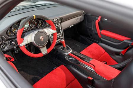 Porsche 911 GT2 RS, Interieur
