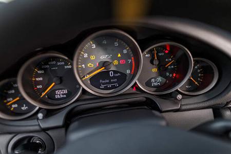 Porsche 911 GT2 RS, Interieur
