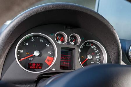 Audi TT Quattro Sport, Interieur