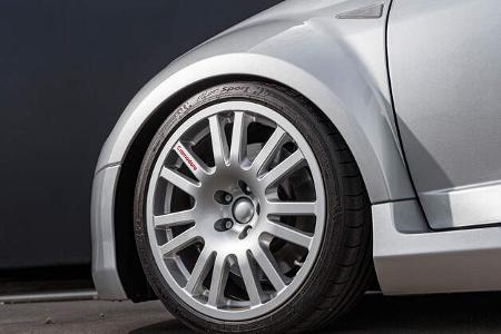 Renault Clio V6, Exterieur