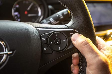 Opel Astra 1.4 DI Turbo Elegance, Interieur