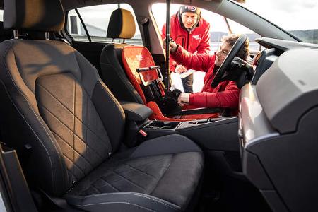 VW Golf 1.5 eTSI Style, Interieur