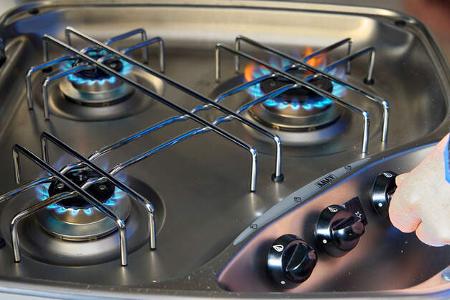 Mobil opt. Gasflaschenumschalt-Anlage Erste Brennprobe