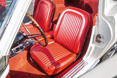 Chevrolet Corvette C2 (1964), Sitze