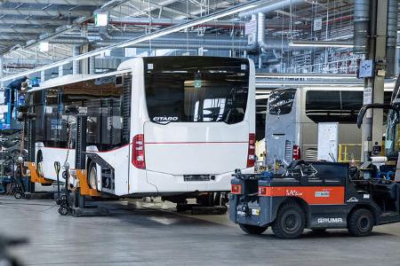 Daimler Buses baut Mercedes-Benz Citaro für den Transport von COVID-19-Patienten um Daimler Buses converts Mercedes-Benz Citaro for transporting COVID-19 patients