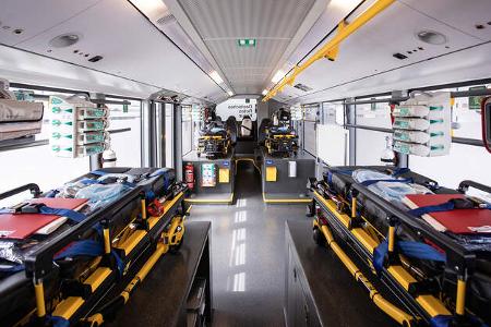 Daimler Buses baut Mercedes-Benz Citaro für den Transport von COVID-19-Patienten um Daimler Buses converts Mercedes-Benz Citaro for transporting COVID-19 patients