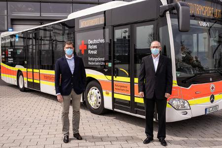 Daimler Buses baut Mercedes-Benz Citaro für den Transport von COVID-19-Patienten um Daimler Buses converts Mercedes-Benz Citaro for transporting COVID-19 patients