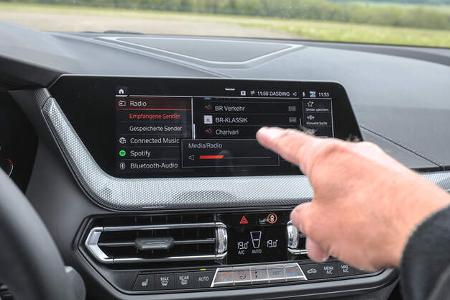 BMW 118d xDrive, ams 1220