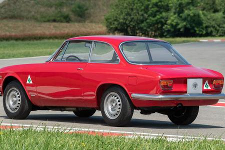 Alfa Romeo Giulia GTAm, alt und neu im Vergleich