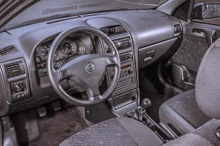 Opel Astra 1.6, Interieur