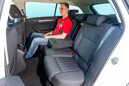 Skoda Superb Combi 2.0 TDI Style, Interieur