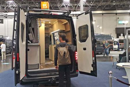 Phantom Adventure Shadow 