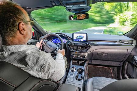 BMW X1 25e, Ford Kuga PHEV, Opel Grandland X Hybrid, Volvo XC40 T5 Recharge, Vergleichstest