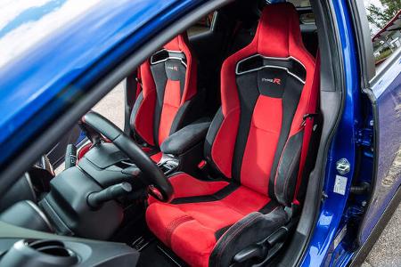 Honda Civic Type R FK2, Sitze