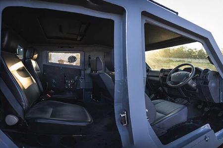 SVI Max 3 Panzerfahrzeug Toyota Land Cruiser 79