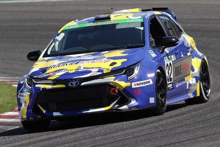11/2021, Toyota Corolla Rennwagen mit Wasserstoff-Verbrennungsmotor