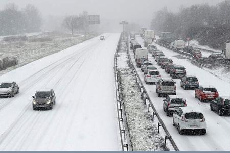 Autobahn Schnee
