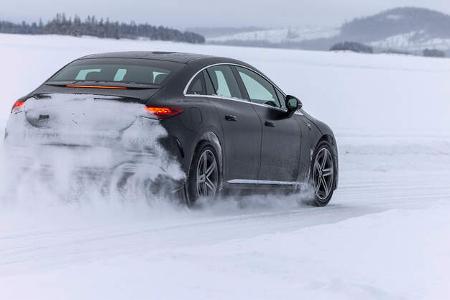 SPERRFRIST 12.3.22 00:01 Uhr Mercedes EQE Erprobung Winter Schweden Schnee