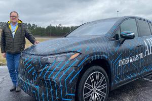 Mercedes-EQ. EQS SUV Mercedes-EQ. EQS SUV