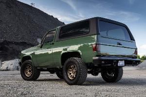 Retro Designs 1984 Chevrolet K5 Blazer Restomod