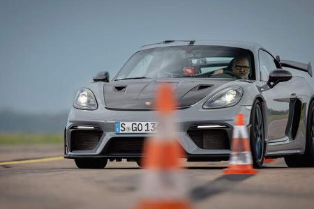 Porsche Cayman GT4 RS, Slalom