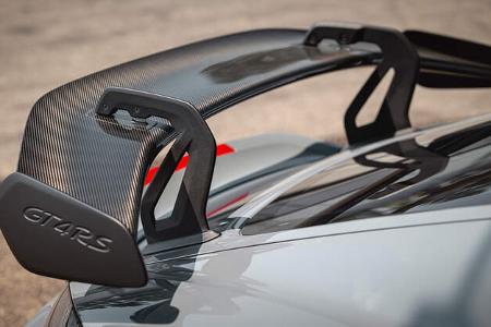 Porsche Cayman GT4 RS, Heckflügel