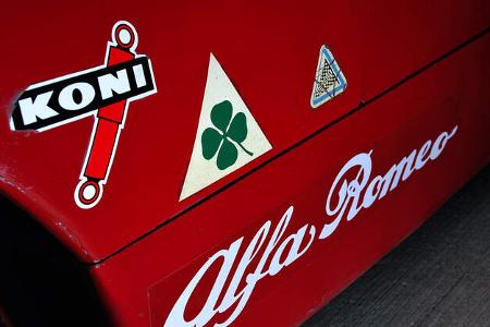 Alfa Romeo T33/3, Aufdrucke, Detail
