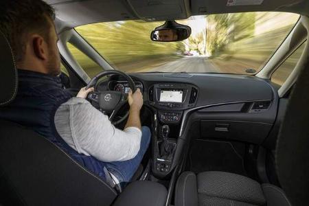 Gebrauchtvergleich VW Touran Opel Zafira