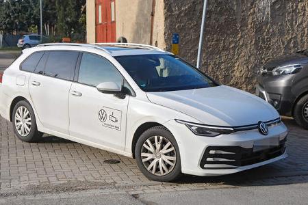 Erlkönig VW Golf Variant