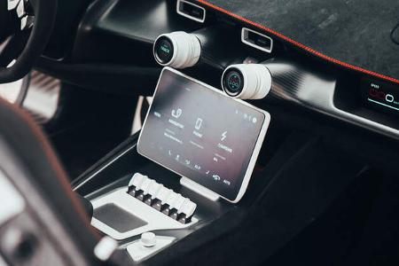 Rimac Nevera Innenansicht Cockpit