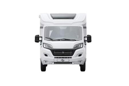 Teilintegrierter Pilote Carado T457