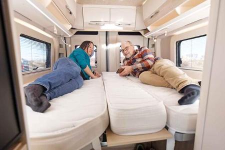 Eura Mobil Van 635 EB vs. La Strada Avanti E Betterweiterung f