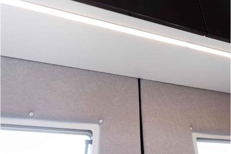 Eura Mobil Van 635 EB vs. La Strada Avanti E Hecktueren f