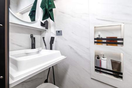 Globe-Traveller Falcon 2YS