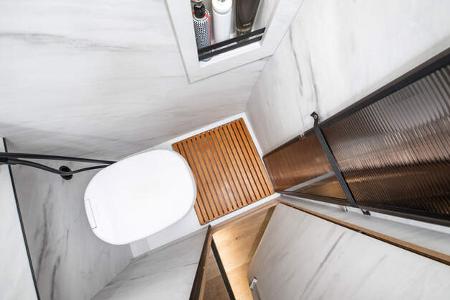 Globe-Traveller Falcon 2YS