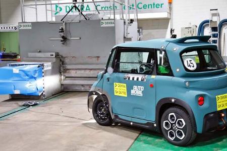 Dekra Crash Microcars Citroen Ami und Aixam