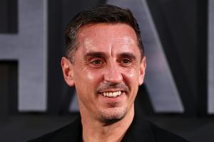 "Snow Joke": Witzbold Neville im Schaufel-Einsatz