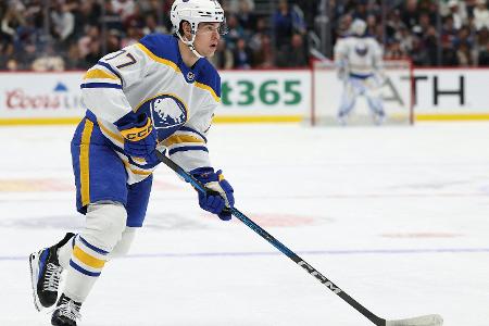 Im 200. NHL-Spiel: Peterka ragt heraus