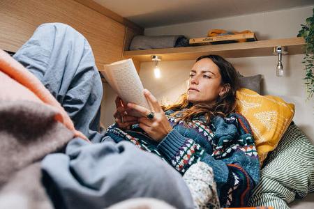 Sunlight Vans (2025) Bett i